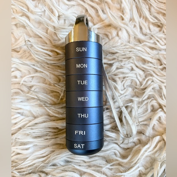 Weekly Supplement Organizer Stackable Case - Navy - Picture 2 of 9